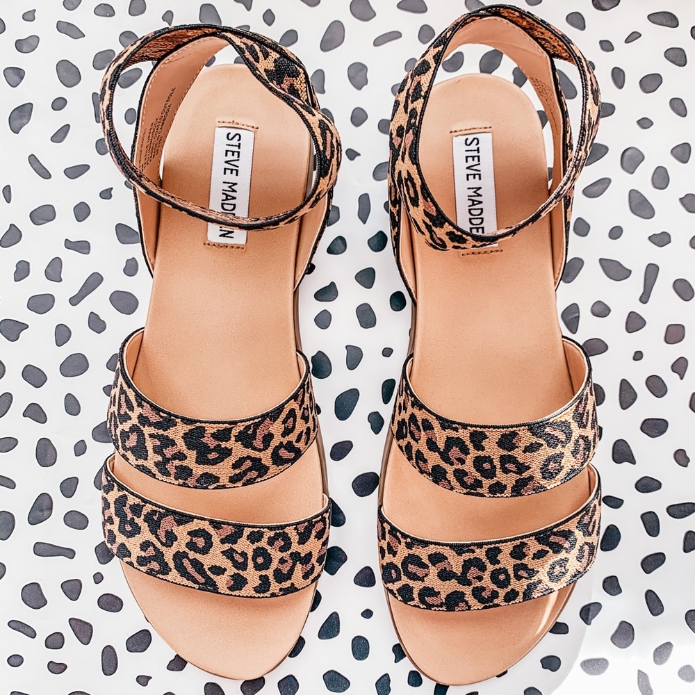 NEW Steve Madden Leopard Sandals